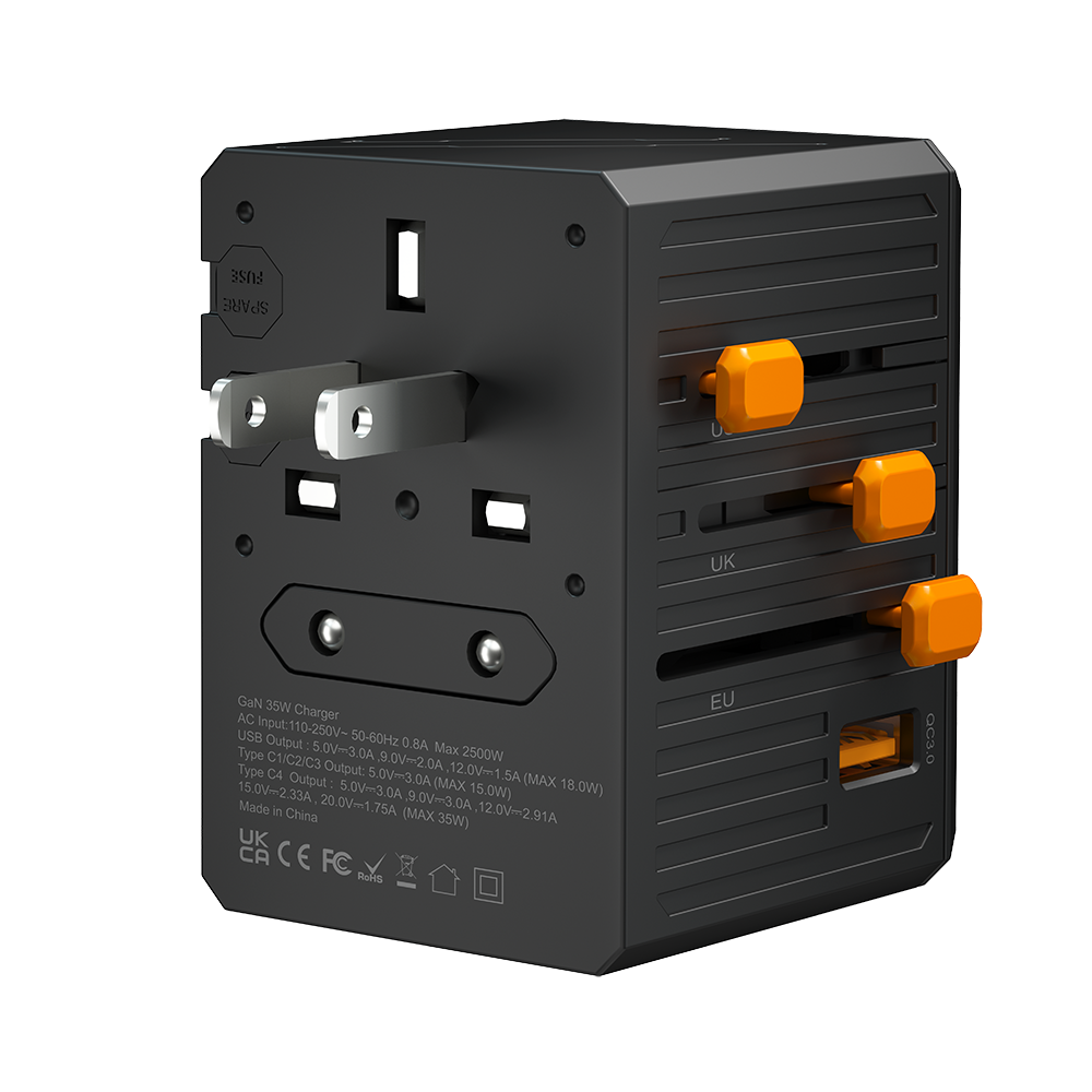 PD35w World Travel Adapter Electric Power Socket European Travel Plug Adapter Universal Power Socket with 4 C1A